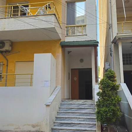Apartment Golden