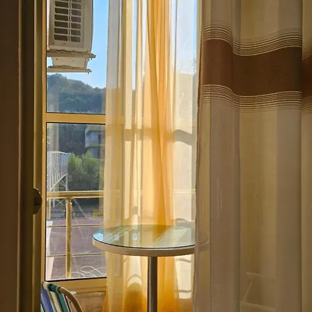 Apartment Golden